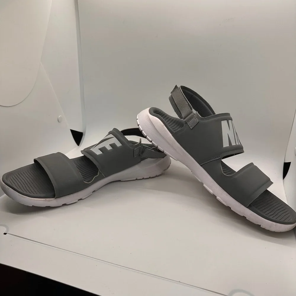 Nike‎ Women's Sandals Size 10 Gray White Athleisure Comfort Slides Casual Shoes